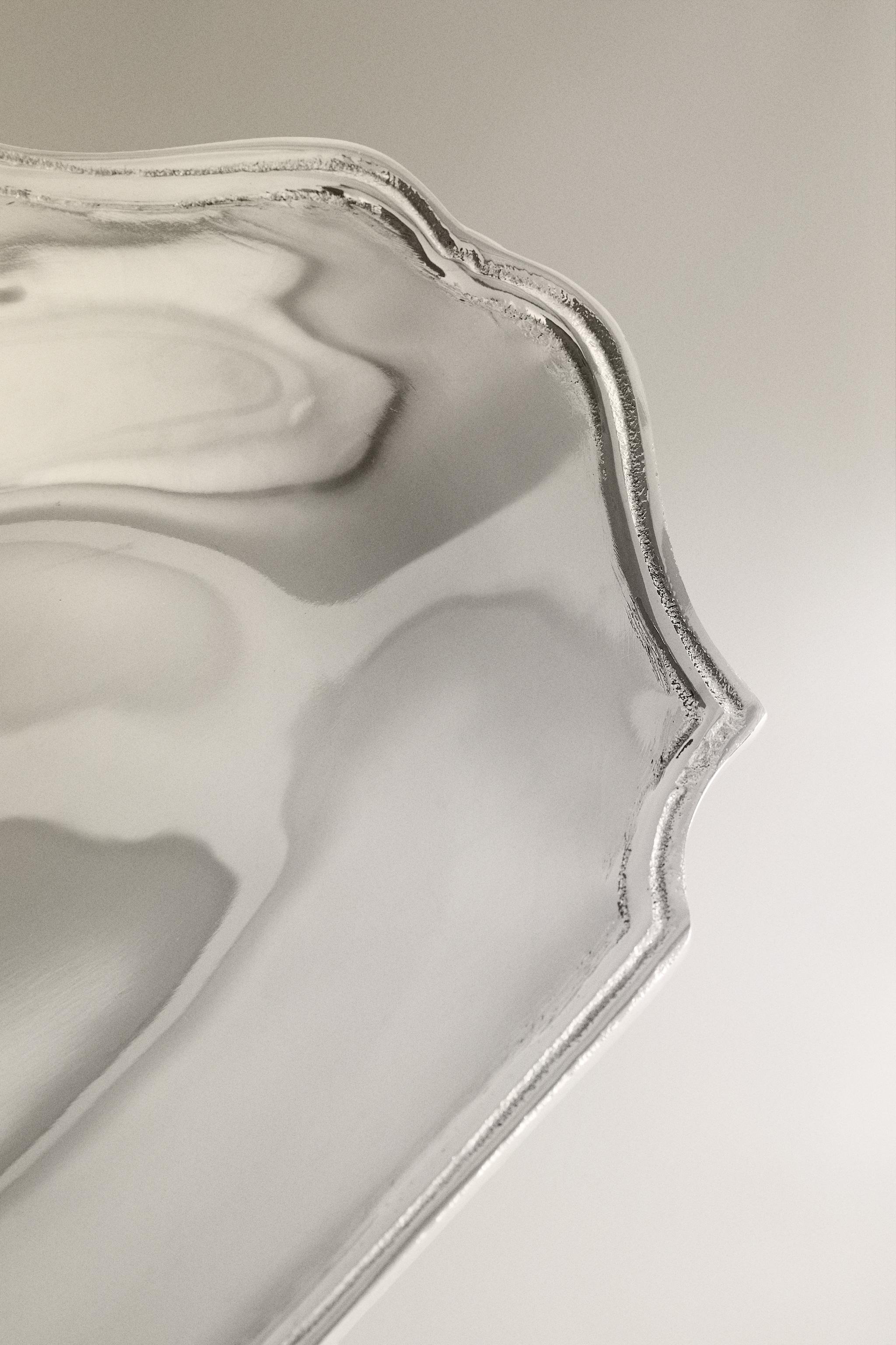 DECORATIVE STEEL TRAY